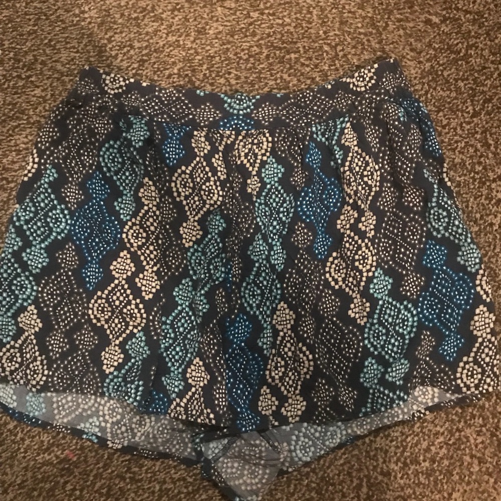 Pattern Fossil shorts